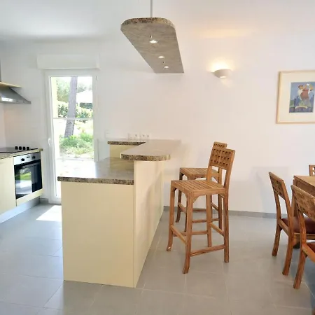 In Lacanau-ocean With Private Pool Villa