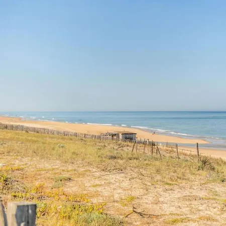 In Lacanau-ocean With Private Pool Villa